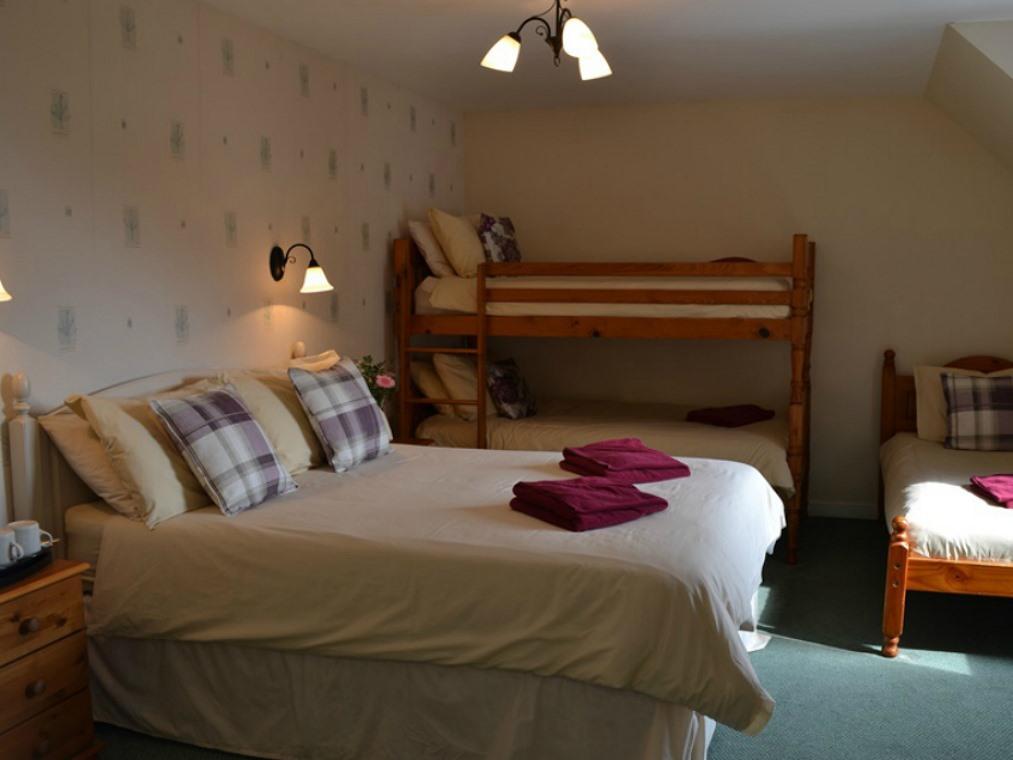 Tailrace Inn Kinlochleven Room photo